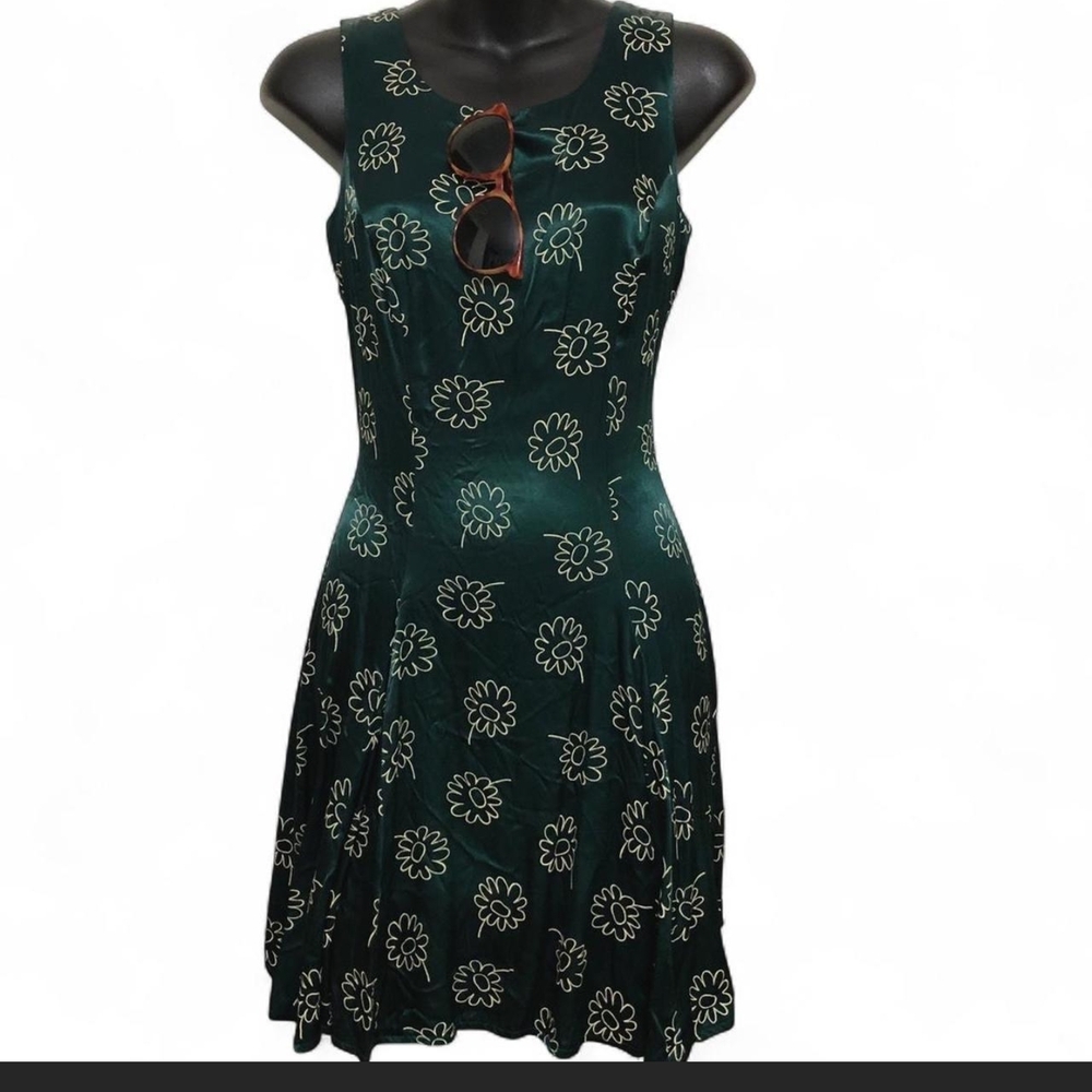 Paris Sport Club Vintagw Green Flower Prints Satin Midi Vintage Dress Size 8
